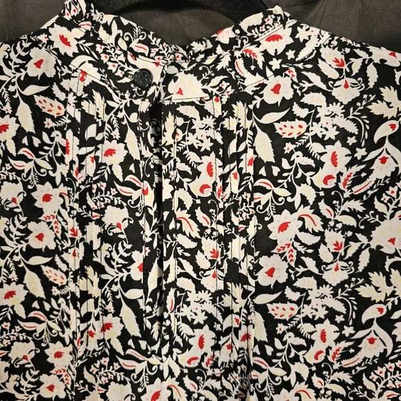 Carolina Belle pretty black floral blouse. Size M. NWT - Picture 5 of 5